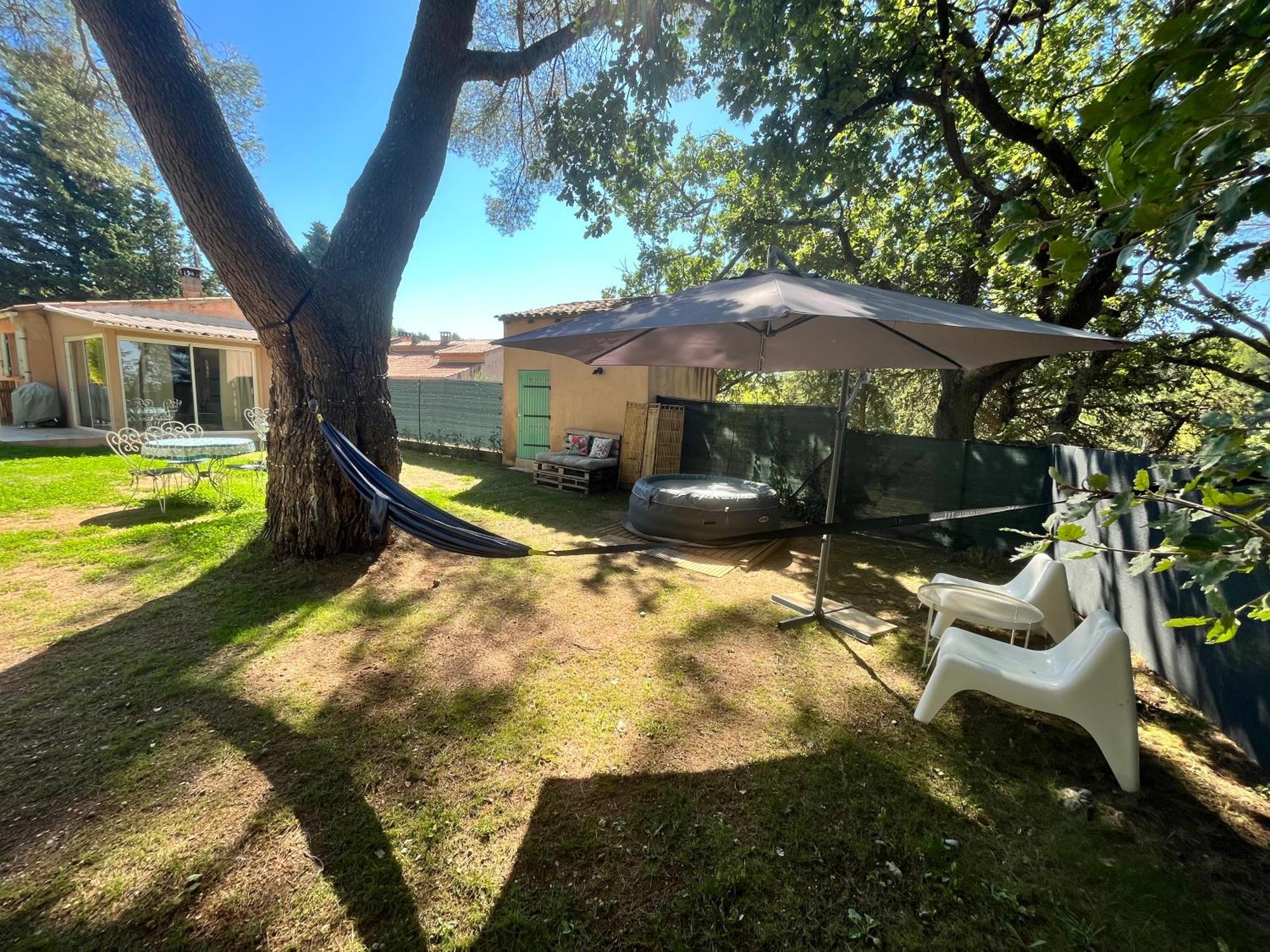 Maison Provencale Au Calme De La Campagne Avec Jacuzzi Aix-en-Provence Exteriér fotografie