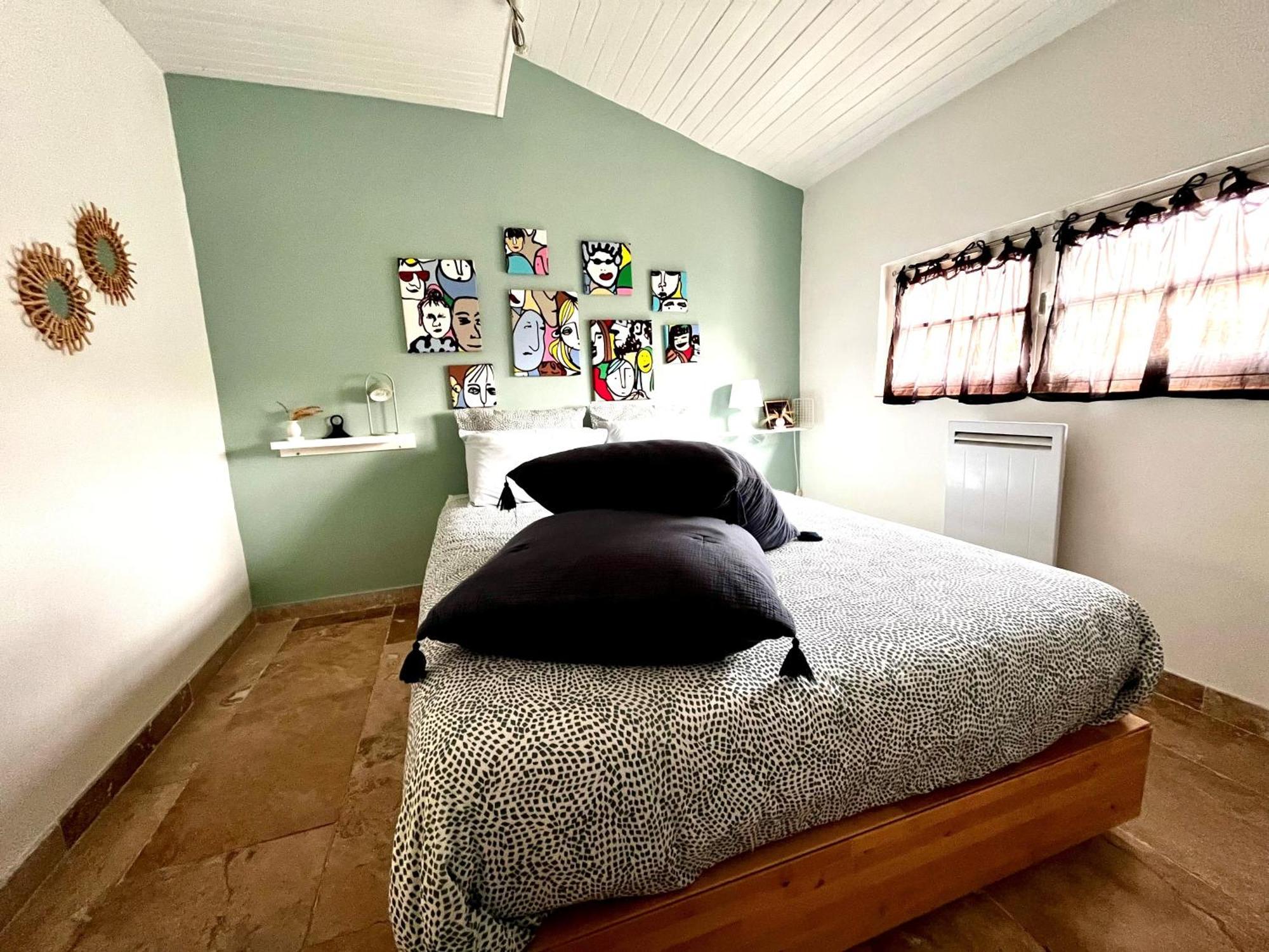 Maison Provencale Au Calme De La Campagne Avec Jacuzzi Aix-en-Provence Exteriér fotografie