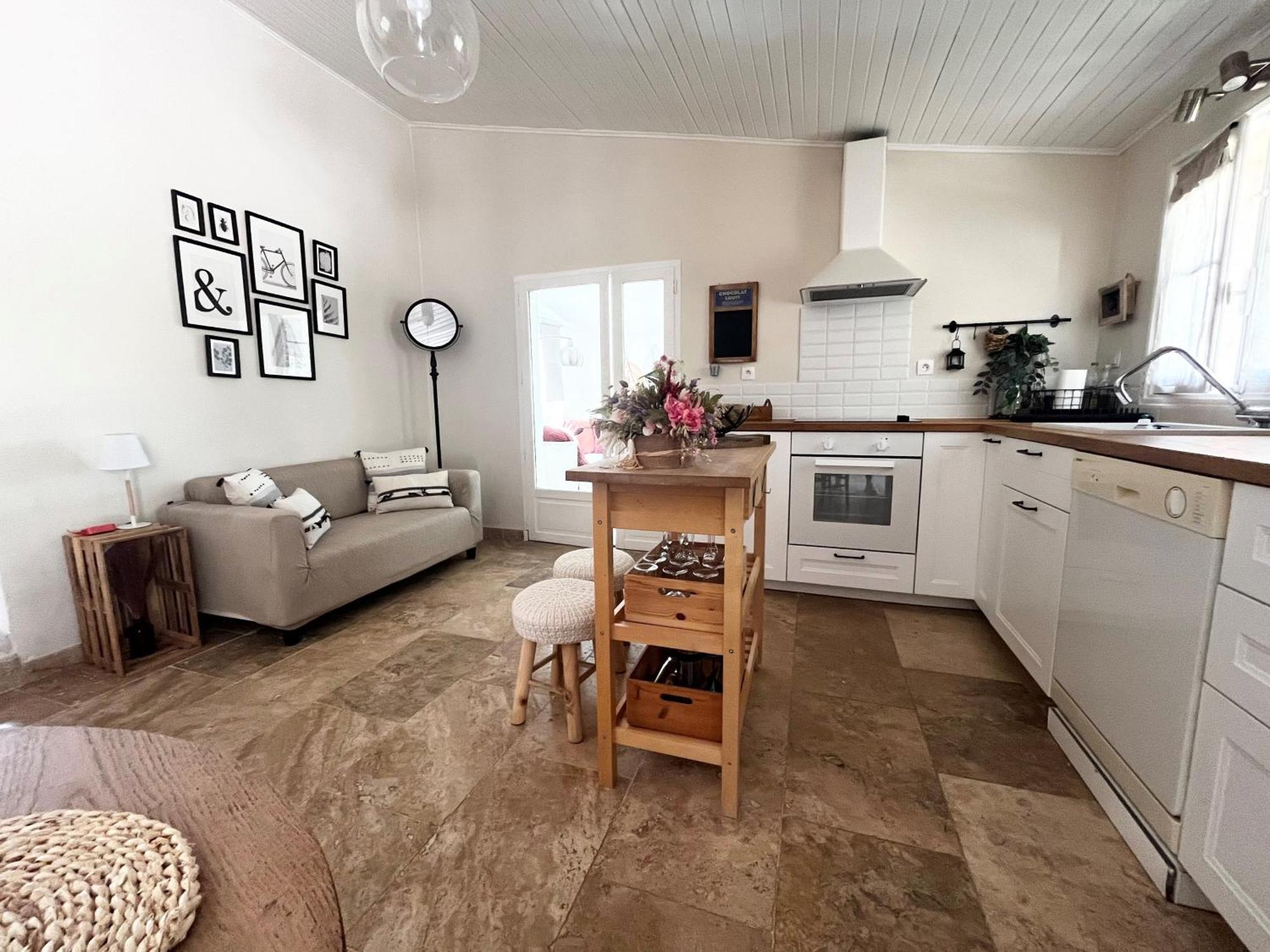 Maison Provencale Au Calme De La Campagne Avec Jacuzzi Aix-en-Provence Exteriér fotografie
