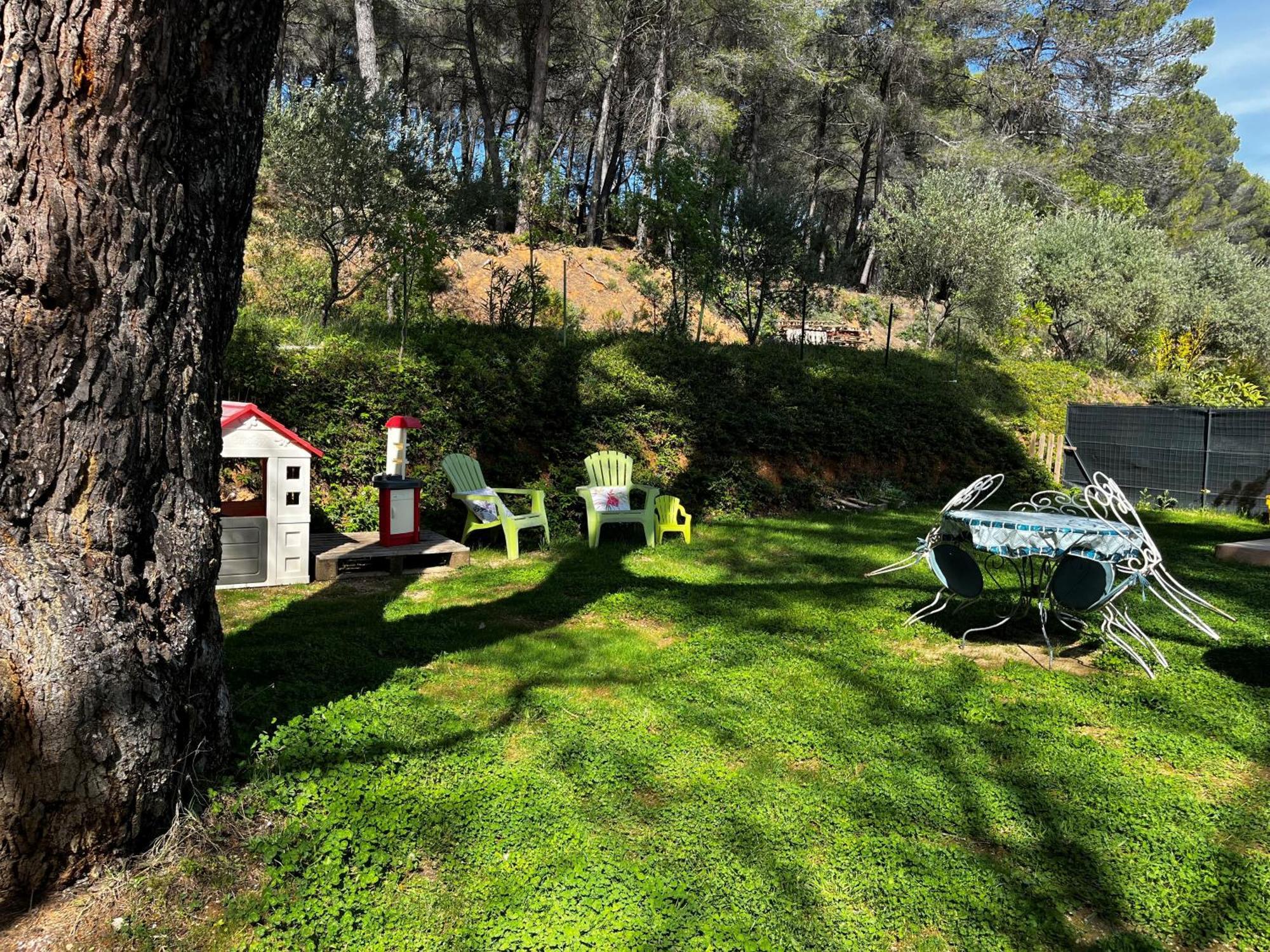 Maison Provencale Au Calme De La Campagne Avec Jacuzzi Aix-en-Provence Exteriér fotografie
