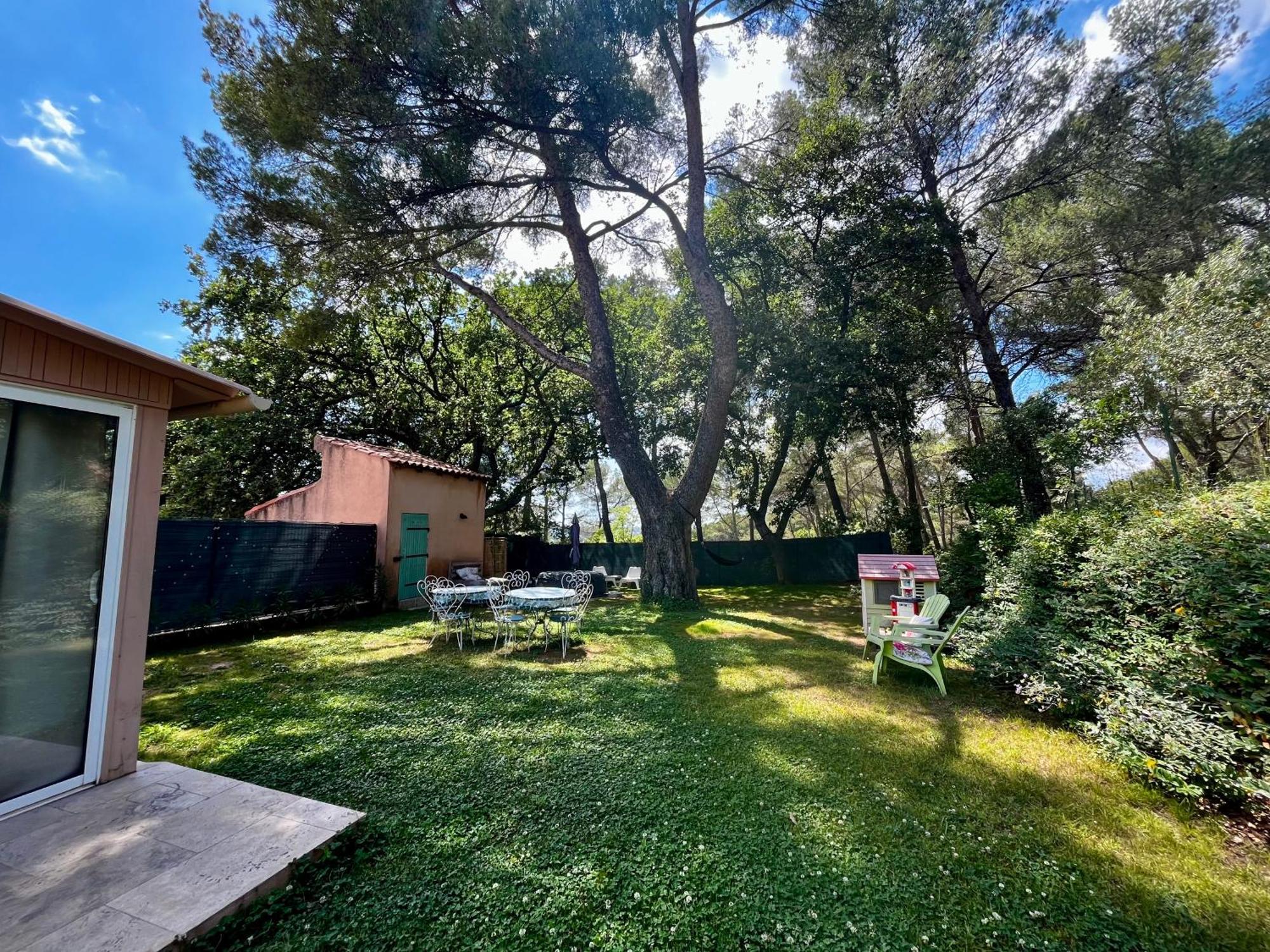 Maison Provencale Au Calme De La Campagne Avec Jacuzzi Aix-en-Provence Exteriér fotografie
